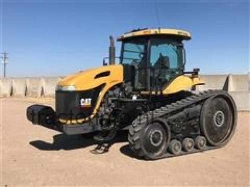 Challenger MT745 specificaties 