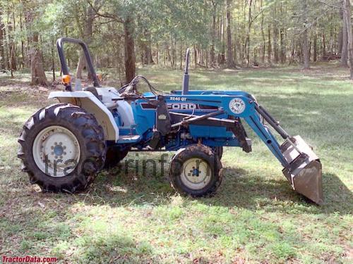 Ford 3415 beoordelingen en specificaties