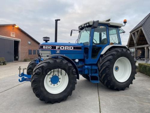 Ford 8210 beoordelingen en specificaties