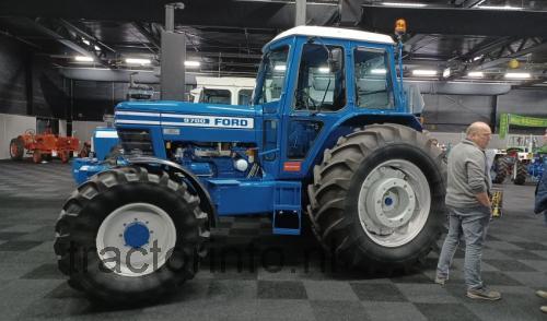Ford 9700 beoordelingen en specificaties
