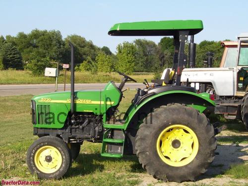 John Deere 5220 beoordelingen en specificaties