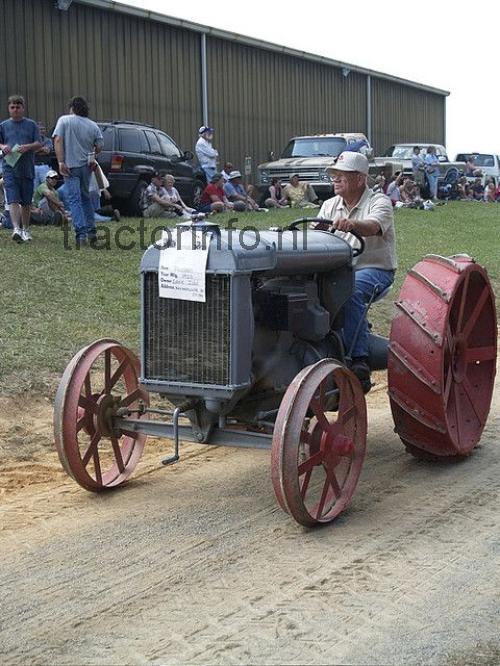 Massey Ferguson 1920 specificaties 