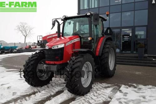 Massey Ferguson 5712M beoordelingen en specificaties