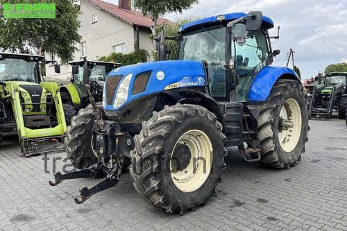 New Holland T7040 beoordelingen en specificaties
